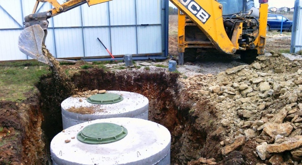 stroitelstvo-betonnogo-septika-e1478327457994.jpg